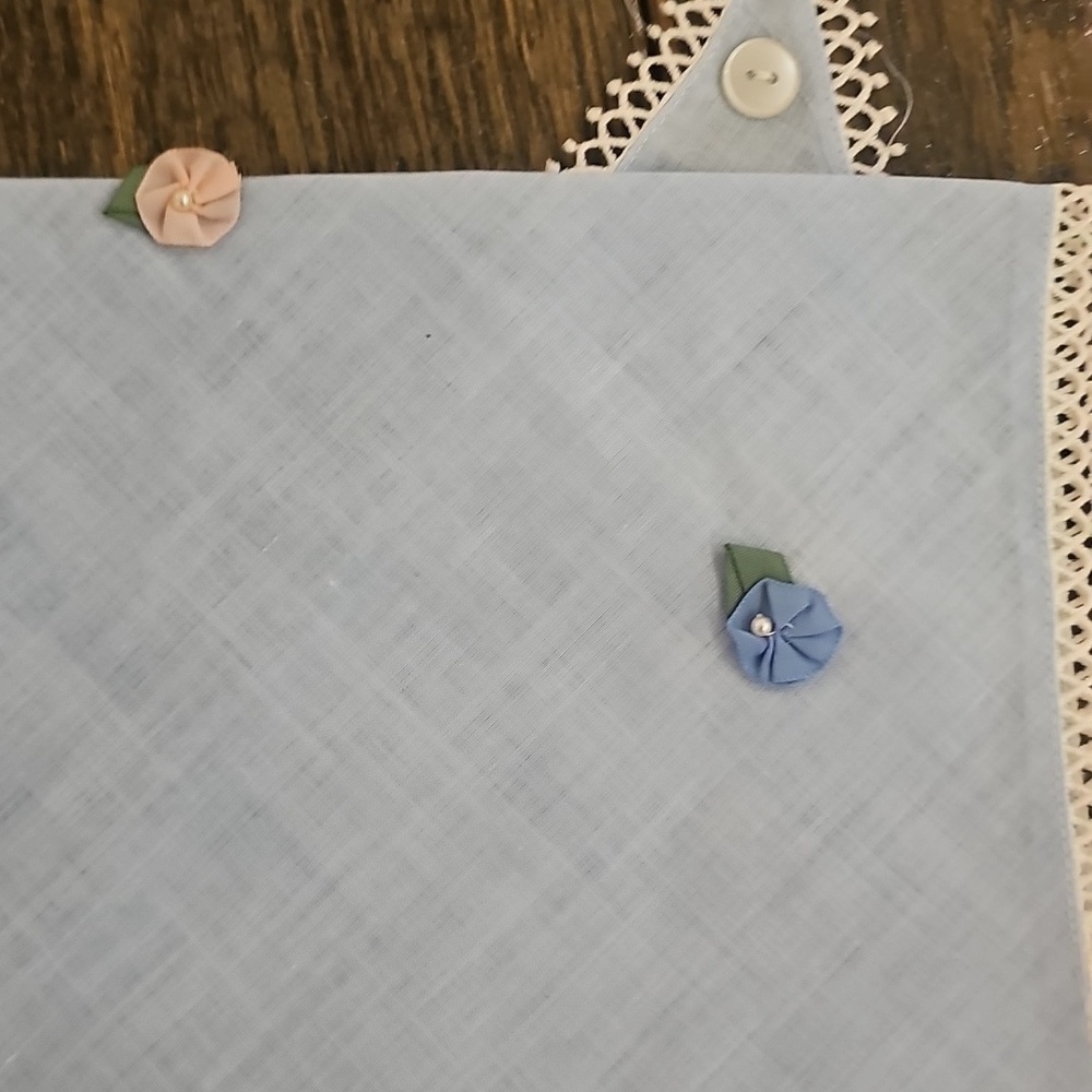 Triangle Scarf - Picture 6 of 6